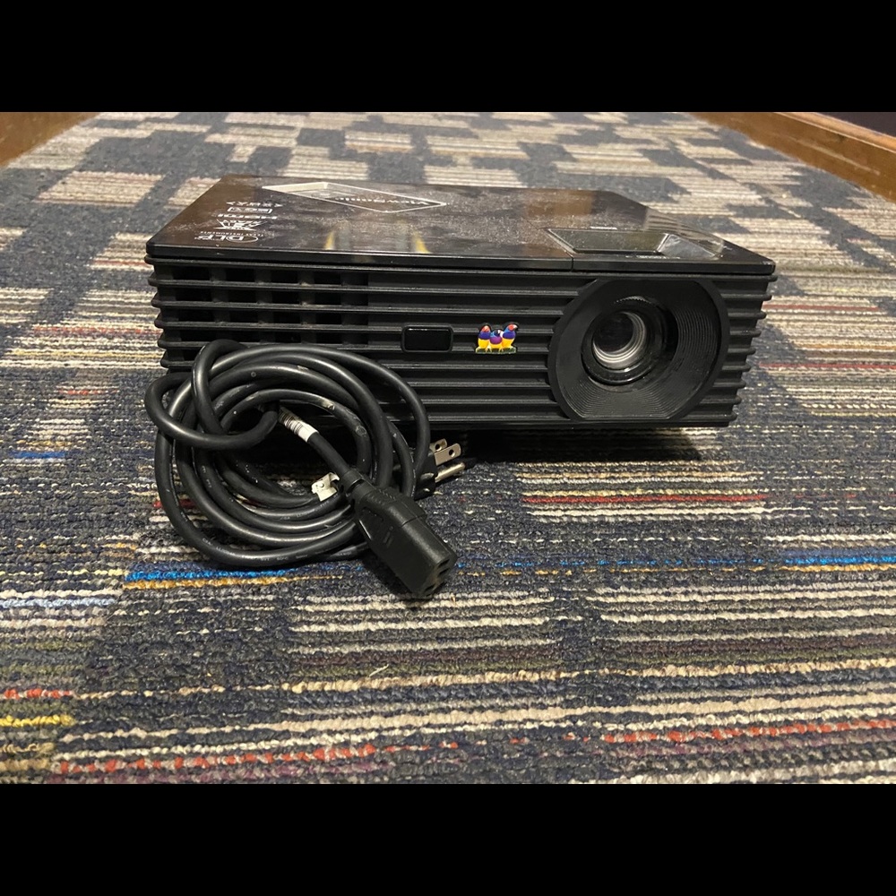 Projector - Picture 7 of 7